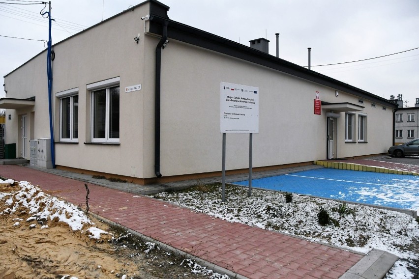 W Kielcach burzą socjalne mieszkania i budują kolorowe domki z ogródkami (WIDEO, ZDJĘCIA)