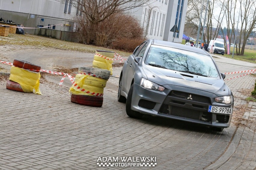 II runda STAG SMB. Z 70 załóg, które stanęły na starcie,...