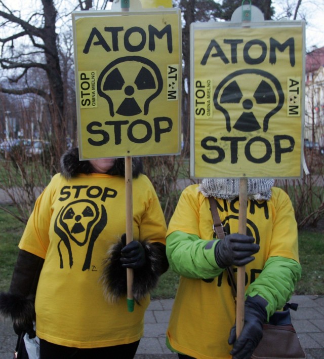 W woj. pomorskim nie ustają protesty przeciwko budowie elektrowni atomowej.