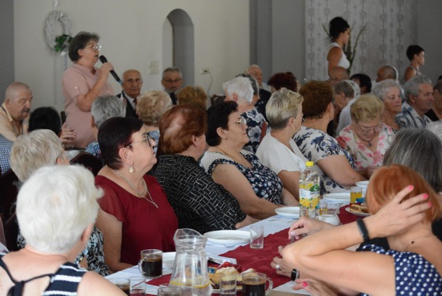 Spotkanie integracyjne chrzypskich, międzychodzkich i sierakowskich seniorów nad Jeziorem Chrzypskim (18.08.2022).