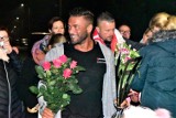 Człuchów. Zgotowali "Marcelowi" huczne powitanie - rodzina i fani uczcili powrót do domu mistrza świata  ZDJĘCIA WIDEO