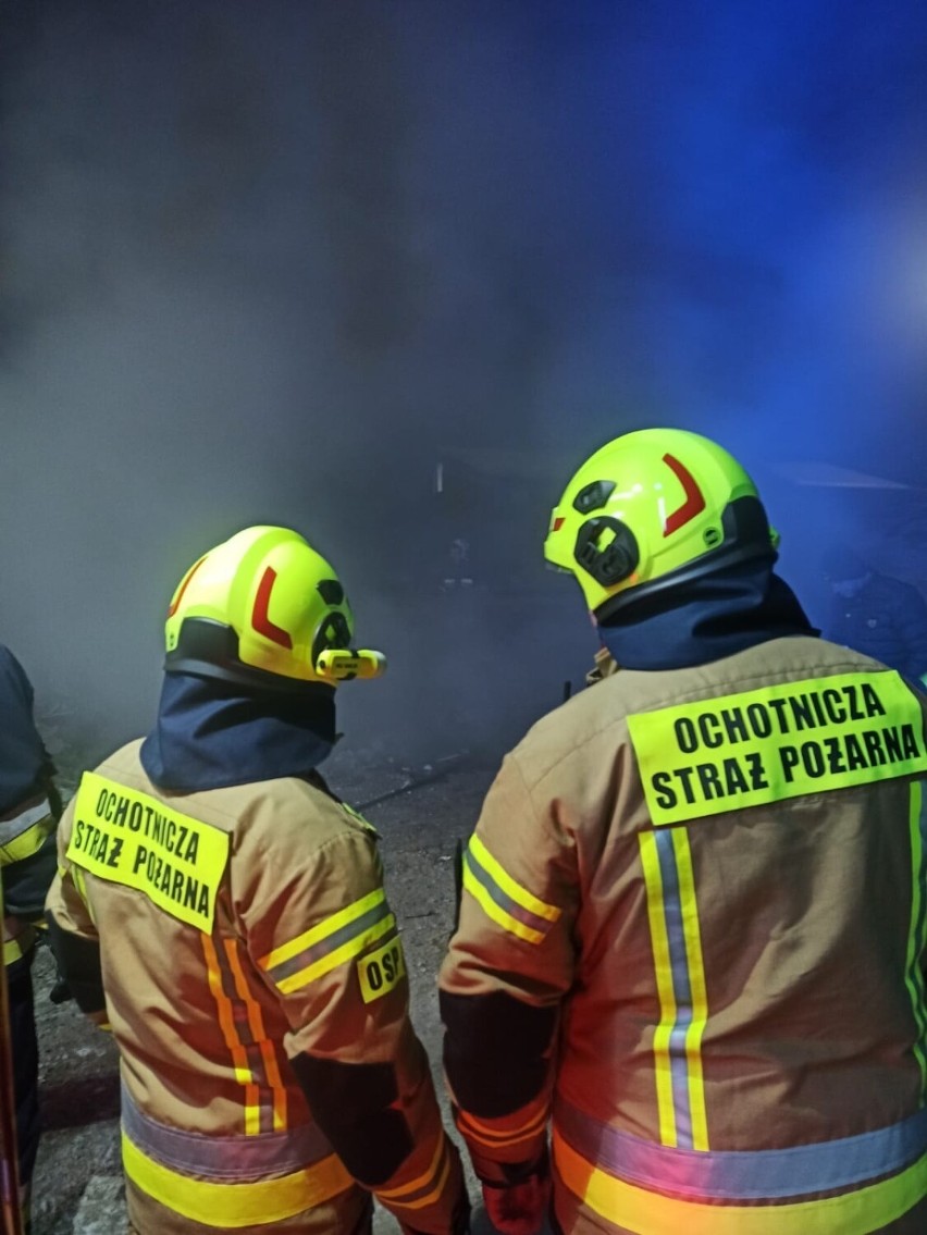 Pracowity wtorek strażaków - zatrucie tlenkiem węgla oraz pożar śmieci [FOTO]