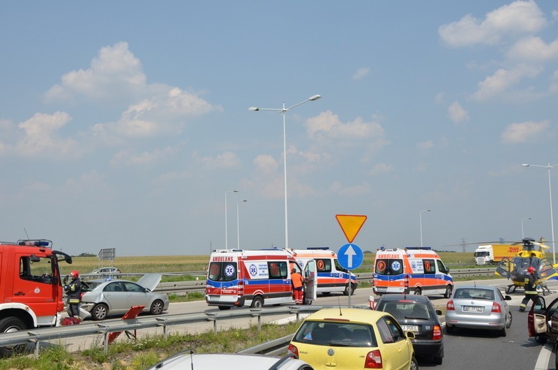 Wrocław: Wypadek na A4. Dwie osoby ranne (ZDJĘCIA)