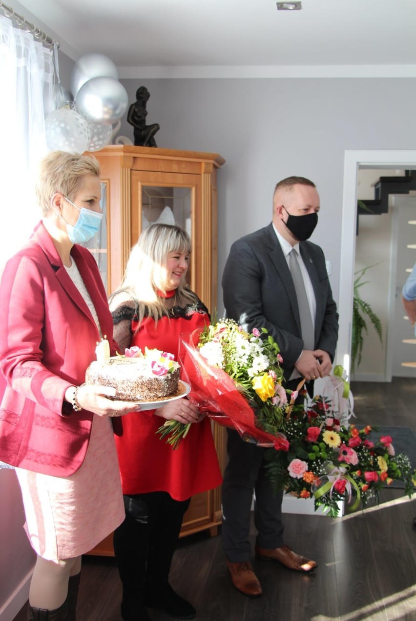 Gmina Niechlów. Pani Maria Łabaz z Głobic świętowała 100 urodziny. Zaszczytna jubilatka pochodzi ze Szpikłos koło Lwowa 