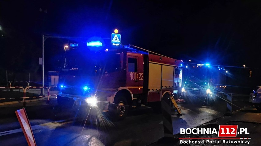 Wypadek w Bochni. Kobieta potrącona na przejściu dla pieszych. Trafiła do szpitala [ZDJĘCIA]
