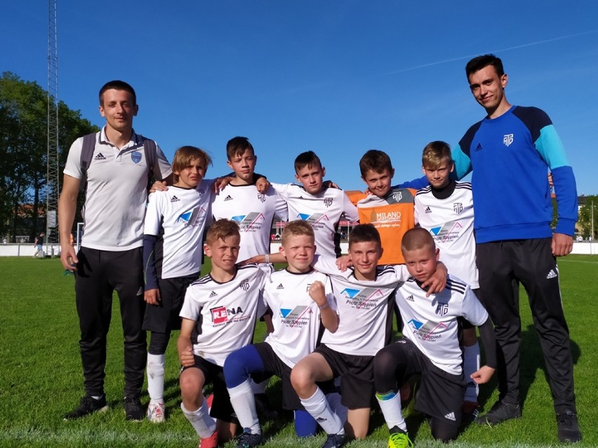 Młodzicy Akademii Piłkarskiej Oleśnica podbili Europę 