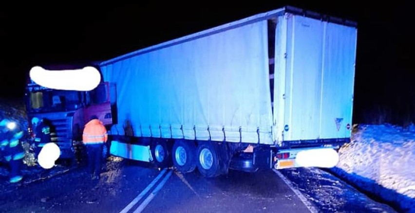 Niebezpieczna Górka Gwieździńska na drodze krajowej 25 koło Gwieździna. Dochodzi tu do wypadków. Radna Nina Willmetts prosi o interwencję