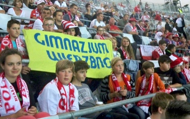 Gimnazjaliści z Wierzbna na meczu w Warszawie