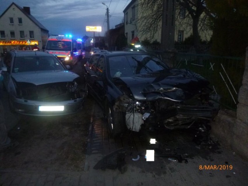 Wypadek na DW 906 w Sadowie 08.03.2019