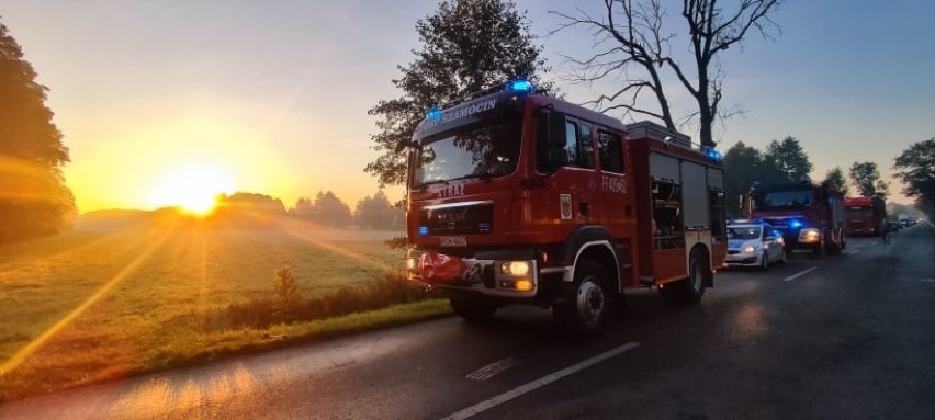 Zderzenie busa z ciągnikiem rolniczym na trasie Szamocin-Białośliwie