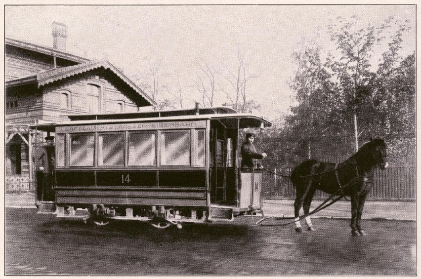 Pierwszy tramwaj konny wyjechał na wrocławskie tory w 1877...