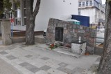 Trwa renowacja pomnika ku czci pomordowanych nauczycieli