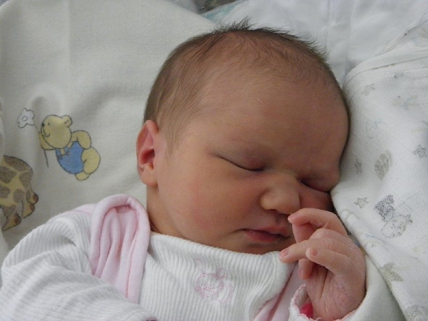Córka Haliny i Bernarda Foks urodziła się 14 grudnia o...