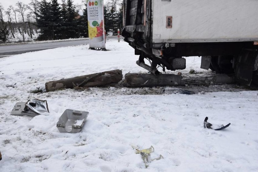 O włos od tragedii na DK 70. Jest nagranie z momentu zdarzenia [FILM]