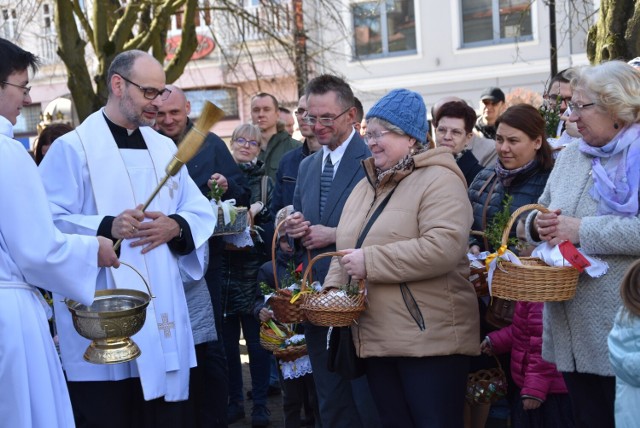 Świecenie pokarmów w Nowym Tomyślu