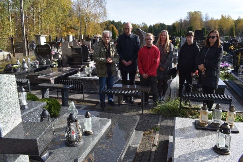 Na cmentarzu komunalnym w Skarżysku-Kamiennej złożone...
