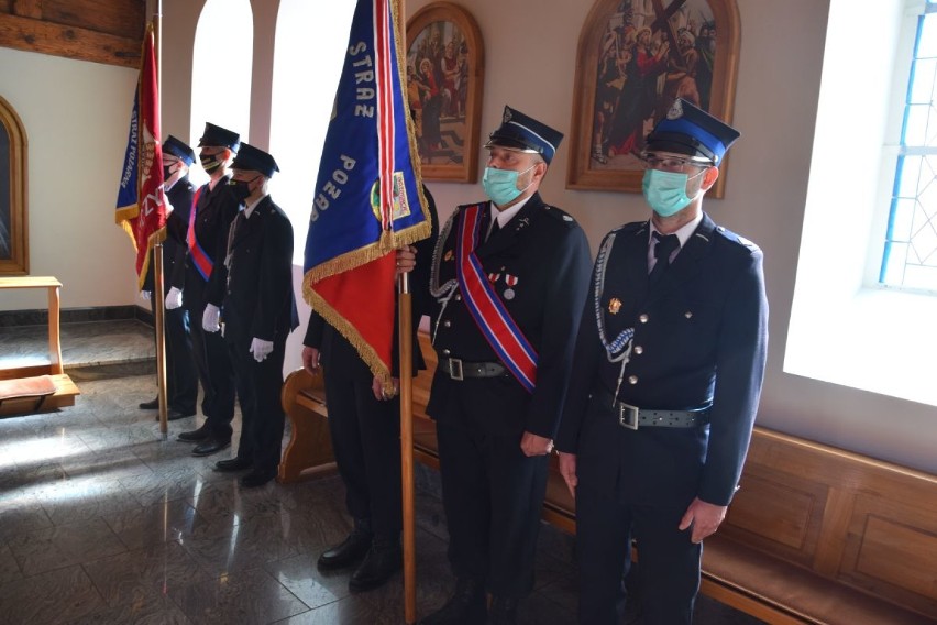 75 lat OSP Barwice i Stary Chwalim. Nowy sztandar [zdjęcia]