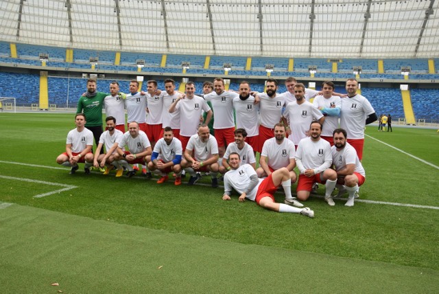 Dziennikarze i Politycy zagrali na Stadionie Śląskim.