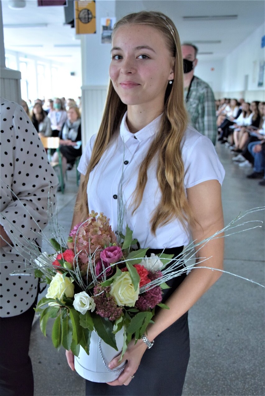 Dzień Edukacji Narodowej w Sieradzu 2021. Obchody nauczycielskiego święta w pigułce ZDJĘCIA