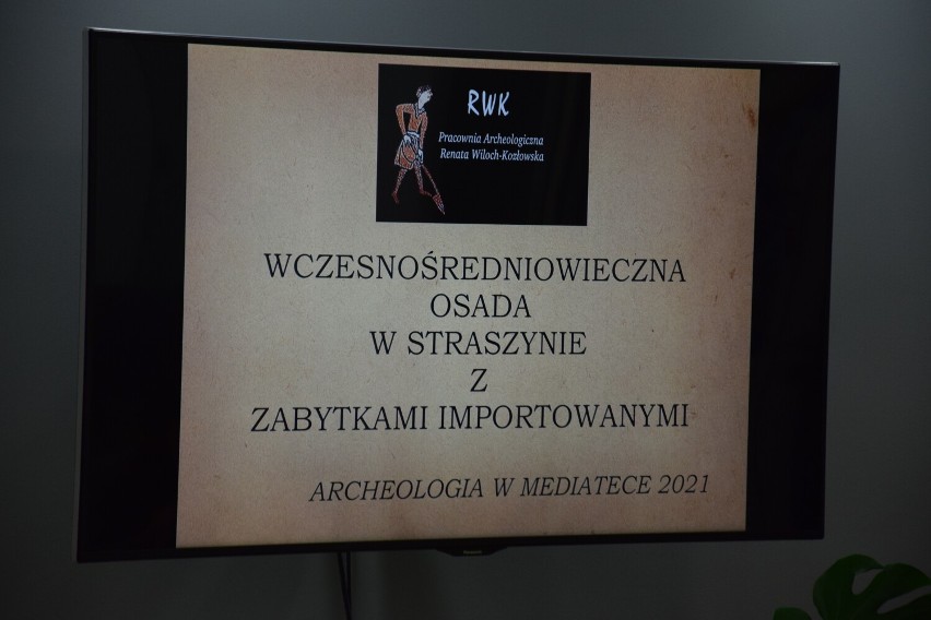 Historia Straszyna otwiera nowe karty. Mieszkańcy spotkali się z archeolog - Renatą Wiloch-Kozłowską
