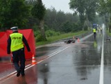 Wypadek w Bytoni na drodze krajowej nr 22. Nie żyje motocyklista [ZDJĘCIA]