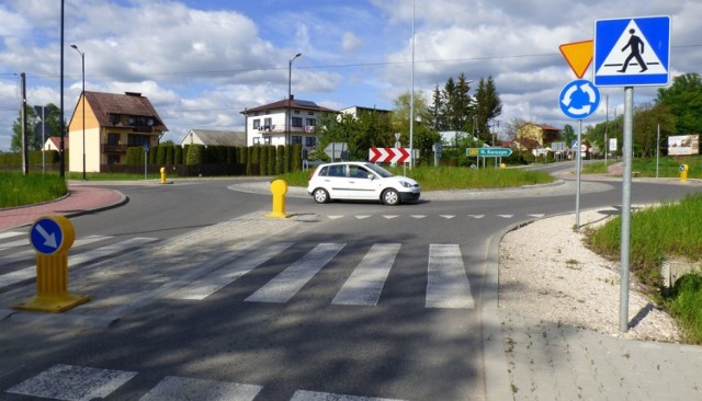 To buskie rondo, w rejonie Szpitala Górka, nosi nazwę - Rondo Chrztu Polski.