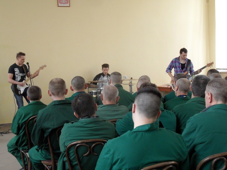Areszt Śledczy w Częstochowie na jedną godzinę zamienił się w salę koncertową