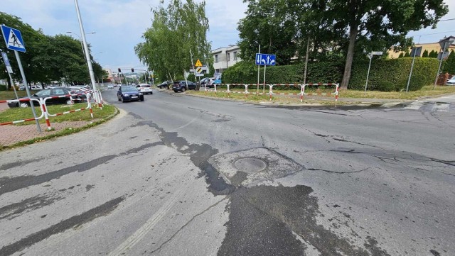 Niebawem rozpocznie się trudny czas dla kierowców korzystających z ulicy Szczecińskiej, ponieważ rozpocznie się jej remont.

Zobacz kolejne zdjęcia