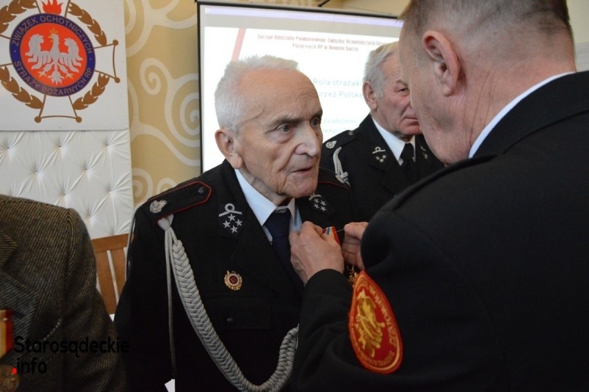 W Zabrzeży pożegnano Antoniego Frączka wspaniałego człowieka i  wielkiego społecznika