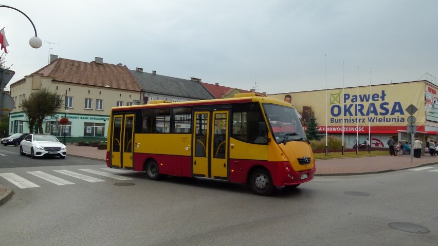 Rozkłady komunikacji miejskiej w gminie Wieluń, mimo kolejnych zmian, wciąż pozostawiają wiele do życzenia. Obserwujemy też karygodne praktyki skracania tras przez kierowców miejskich busów