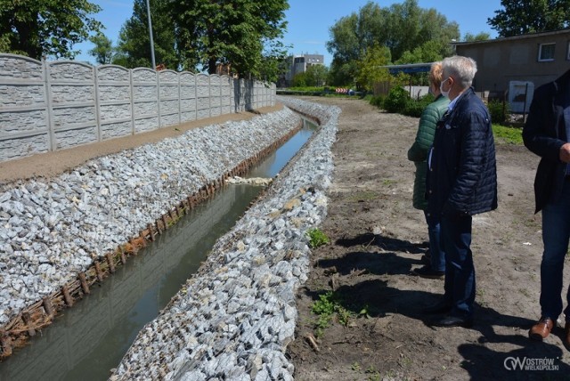 Zakończone zostały prace przy regulacji i umocnieniu Strugi Ostrowskiej