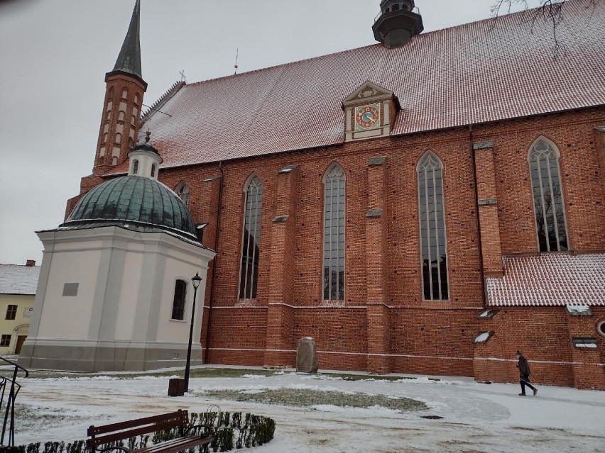 Frombork - wspaniały Kościół Wojujący. Katedra: tu się modlono, tu się broniono