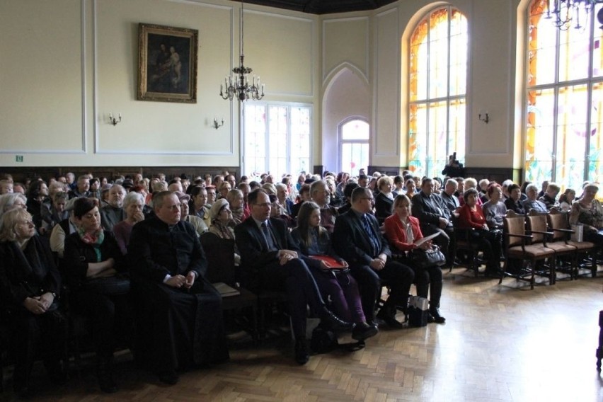 Sala koncertowa Muzeum Górnośląskiego im. G. G. Gorczyckiego...