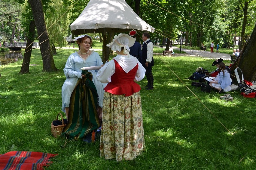 Częstochowa: XVIII-wieczny piknik w Parku Staszica [ZDJĘCIA]