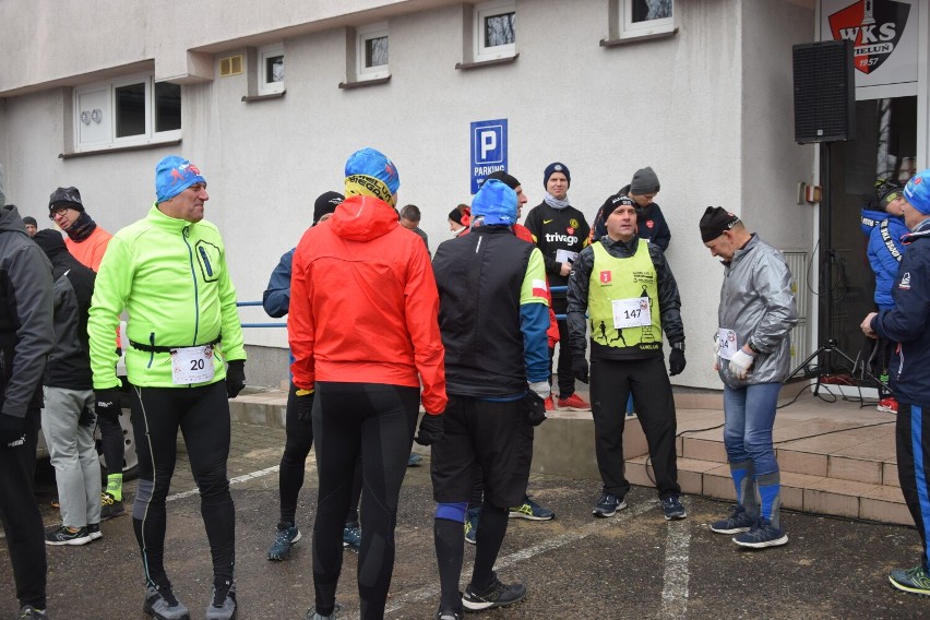 Bieg na 5 km w ramach finału WOŚP w Wieluniu ZDJĘCIA