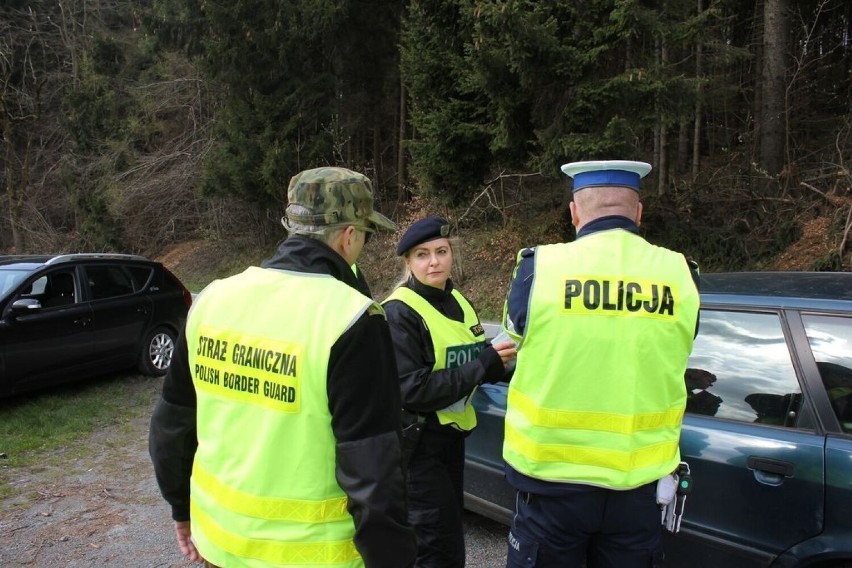 Konradów. Polsko-czeskie kontrole na pograniczu. Wpadł jeden z kierowców. Co zrobił?