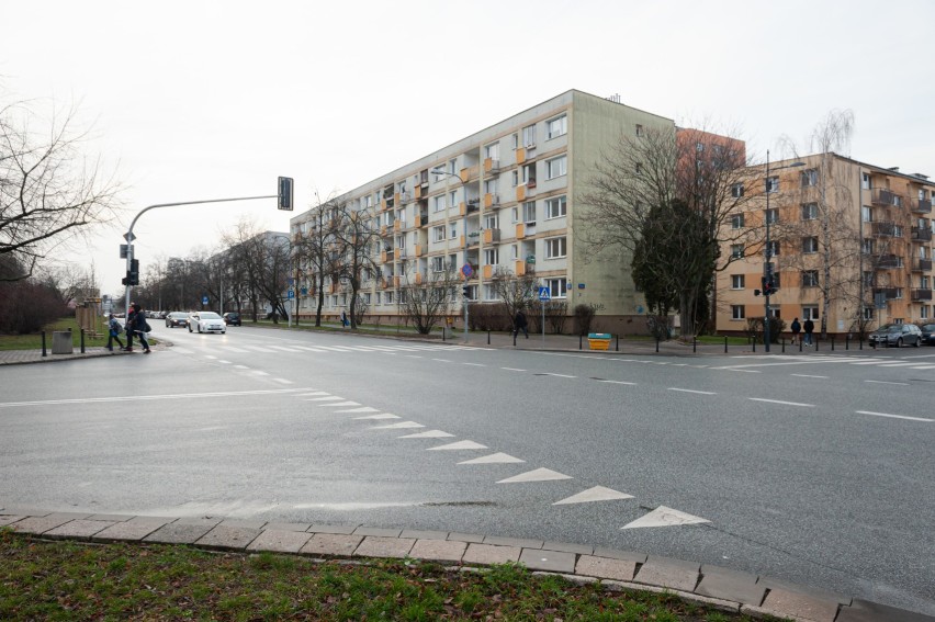 Zwężona Anielewicza i rondo dla rowerów. Drogowcy szykują się do remontu na Muranowie