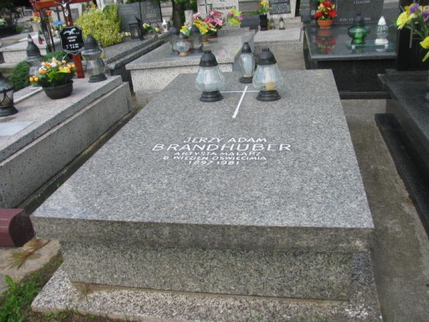Grób Jerzego Adama Brandhubera na cmentarzu komunalnym w...