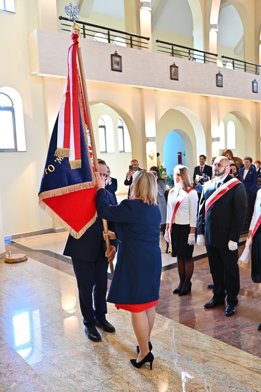 Wojewódzki Szpital w Przemyślu otrzymał sztandar.