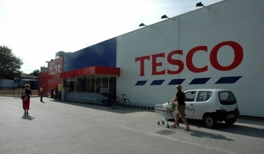 Ceny pączków w tłusty czwartek TESCO:

Pączek wieloowocowy...