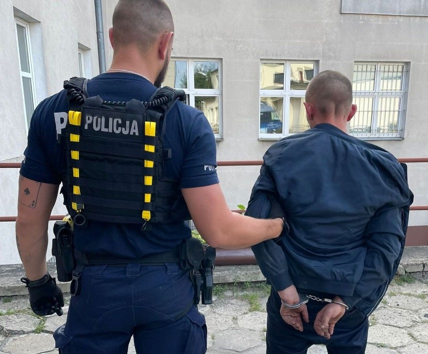 44-latek został zatrzymany na blokadzie urządzonej w Bzowie