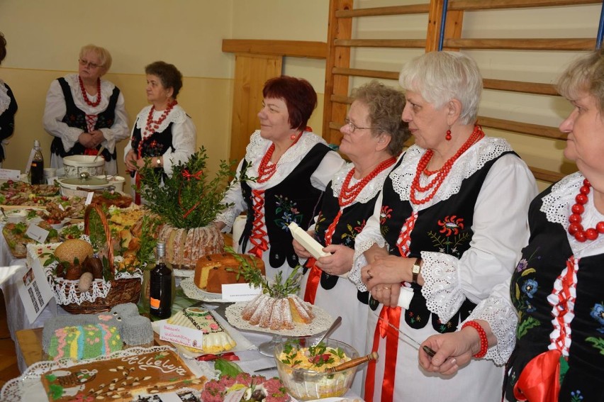 Wielkanocny Stół Gminy Czernichów. Było przepysznie! [ZDJĘCIA]