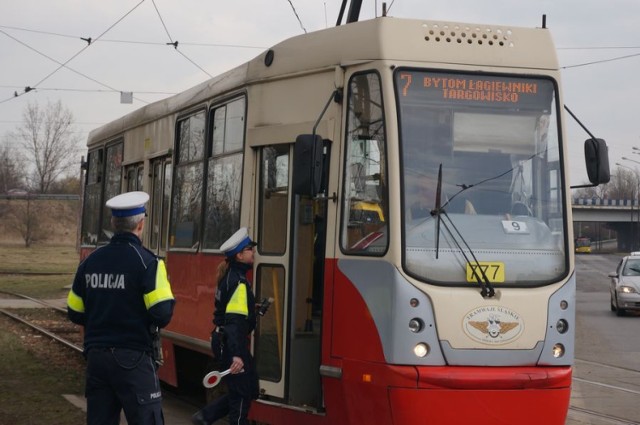 Policja kontrolowała stan trzeźwości kierowców autobusów, tramwajów, busów i ciężarówek