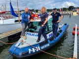 Apteczki medyczne od ratowników z Wrocławia trafiły do policjantów Krynicy Morskiej