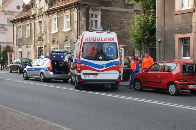 W Nowej Soli i okolicach do wypadków jeżdżą cztery wysłużone karetki. Konieczne jest rozpoczęcie ich wymiany. Trwa procedura przetargowa na zakup pierwszego ambulansu