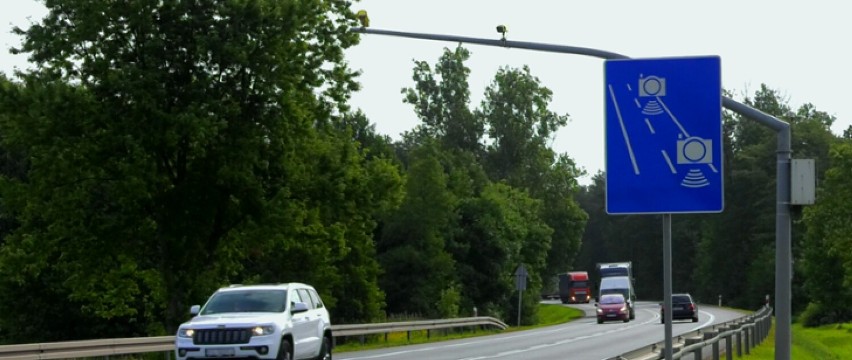Czy w Straszynie powstanie punkt odcinkowego pomiaru prędkości? Miejscowość znalazła się na "liście rezerwowej"