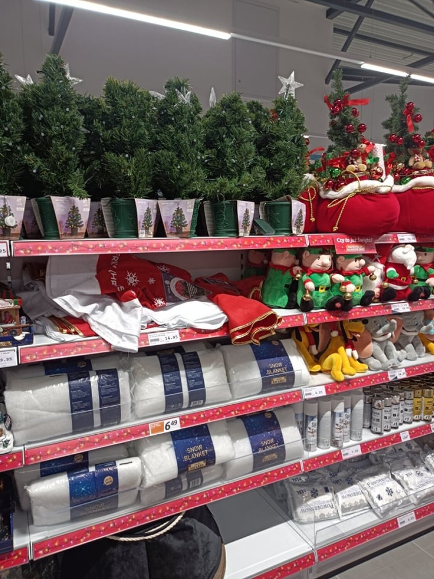 Wieluńskie markety pełną parą szykują się już na święta Bożego Narodzenia