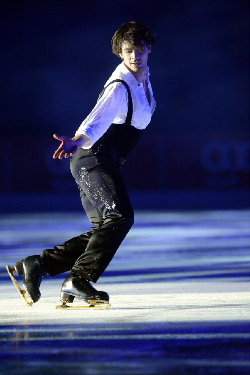 Kings on Ice. Popis łyżwiarskich umiejętności na Stadionie...