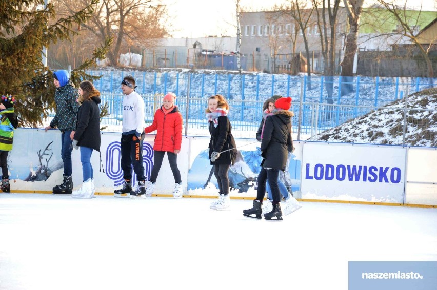 Miejskie lodowiska OSiR we Włocławku - 11 lutego 2017 [zdjęcia]