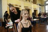 Fryzjeriada w Legnicy. Zobaczcie na zdjęciach jaka moda na fryzury panowała w marcu 2016 roku